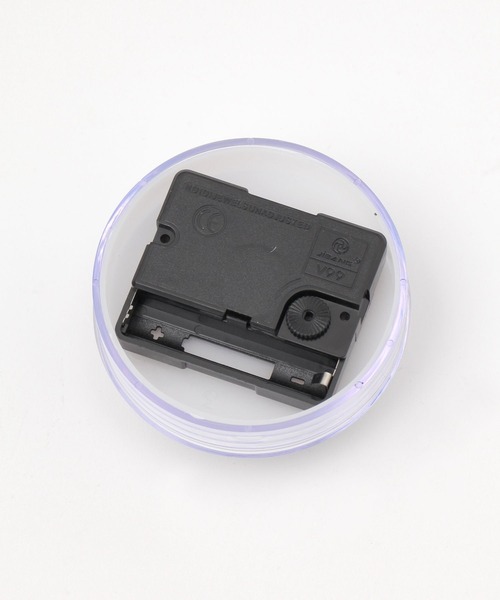 LAKOLE(ラコレ)の「【ガラスや鏡に吸着する】防滴時計 / 150064(掛け時計・レディース・ホワイト/グレー・FREE)」の8枚目の写真