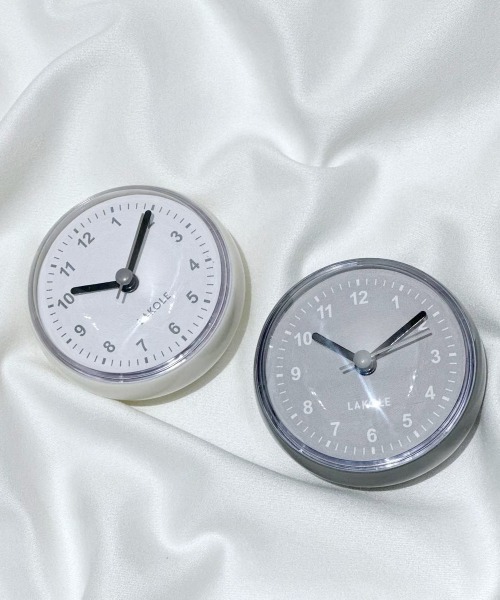 LAKOLE(ラコレ)の「【ガラスや鏡に吸着する】防滴時計 / 150064(掛け時計・レディース・ホワイト/グレー・FREE)」の17枚目の写真