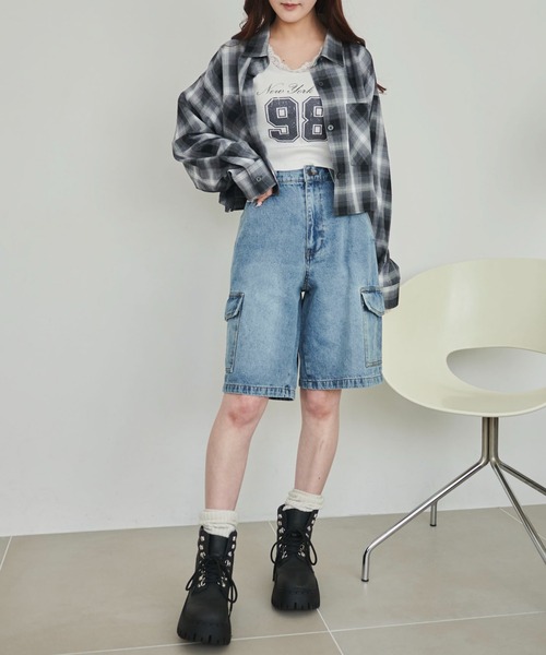 WEGO（ウィゴー）の「WEGO/ヴィンテージウォッシュカーゴハーフパンツ（デニムパンツ・レディース・ブラック/コバルトブルー/ライトインディゴブルー/インディゴブルー/その他1/その他2/ブラック系その他・MEDIUM/SMALL）」の9枚目の写真