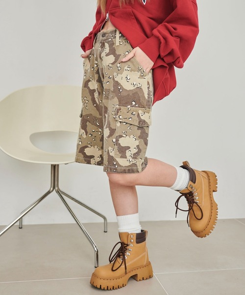 WEGO（ウィゴー）の「WEGO/ヴィンテージウォッシュカーゴハーフパンツ（デニムパンツ・レディース・ブラック/コバルトブルー/ライトインディゴブルー/インディゴブルー/その他1/その他2/ブラック系その他・MEDIUM/SMALL）」の15枚目の写真