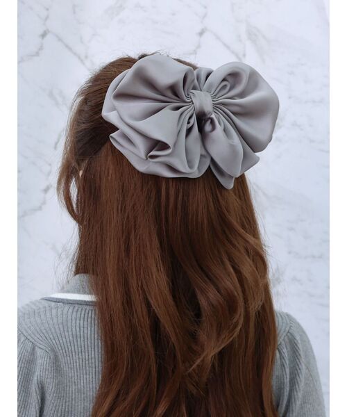 EATME（イートミー）の「ビッグリボンバレッタ（バレッタ/ヘアクリップ・レディース・グレー/ブラック・FREE）」の4枚目の写真