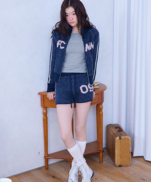 FCMM(エフシーエムエム)の「【新色追加】KNIT ZIP-UP/ニットジップアップ(ニット/セーター・レディース・ネイビー/アイボリー/グレー/ブラウン・SMALL/MEDIUM)」の10枚目の写真