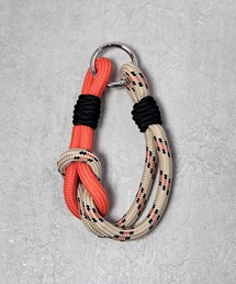 CALIFORNIA OUTFITTERS（カリフォルニア アウトフィッターズ）の「３-12B3 ストラップ チャーム ロープ パラコード キーホルダー（チャーム・レディース）」