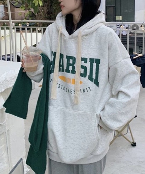 SHEPP(シープ)の「裏起毛 カレッジビッグロゴ パーカー(パーカー・レディース・ホワイト/ブラウン/ブラック・M/L)」の21枚目の写真