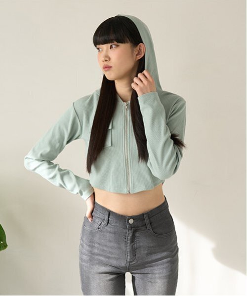 Mi-je(ミジェ)の「切替コンパクトパーカ【韓国ファッション】(Tシャツ/カットソー・レディース・ホワイト/ブラック/ミント・F)」の7枚目の写真
