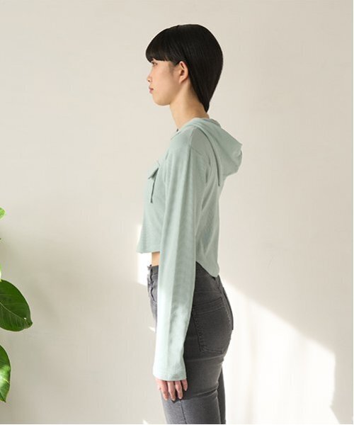 Mi-je(ミジェ)の「切替コンパクトパーカ【韓国ファッション】(Tシャツ/カットソー・レディース・ホワイト/ブラック/ミント・F)」の8枚目の写真