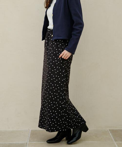 URBAN RESEARCH Sonny Label(アーバンリサーチサニーレーベル)の「ドットアソートストレートスカート(スカート・レディース・チャコールグレー/アイボリー/ドット・FREE)」の5枚目の写真