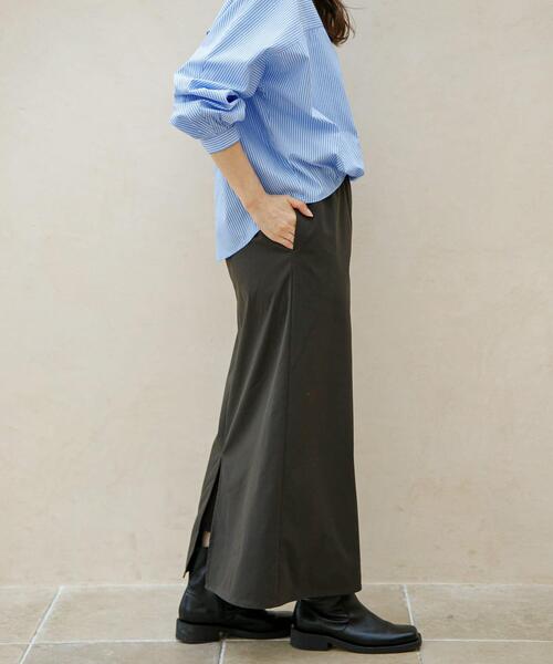 URBAN RESEARCH Sonny Label(アーバンリサーチサニーレーベル)の「ドットアソートストレートスカート(スカート・レディース・チャコールグレー/アイボリー/ドット・FREE)」の19枚目の写真