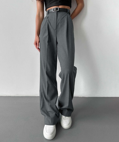 aimoha(アイモハ)の「ワイドシルエットタックパンツ(スラックス・レディース・ベージュ/グレー/ブラック・SMALL/MEDIUM/LARGE)」の3枚目の写真