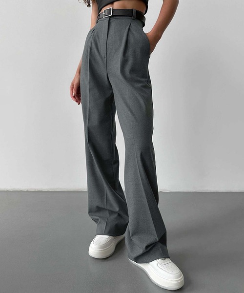 aimoha(アイモハ)の「ワイドシルエットタックパンツ(スラックス・レディース・ベージュ/グレー/ブラック・SMALL/MEDIUM/LARGE)」の10枚目の写真