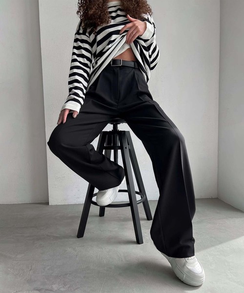 aimoha(アイモハ)の「ワイドシルエットタックパンツ(スラックス・レディース・ベージュ/グレー/ブラック・SMALL/MEDIUM/LARGE)」の5枚目の写真