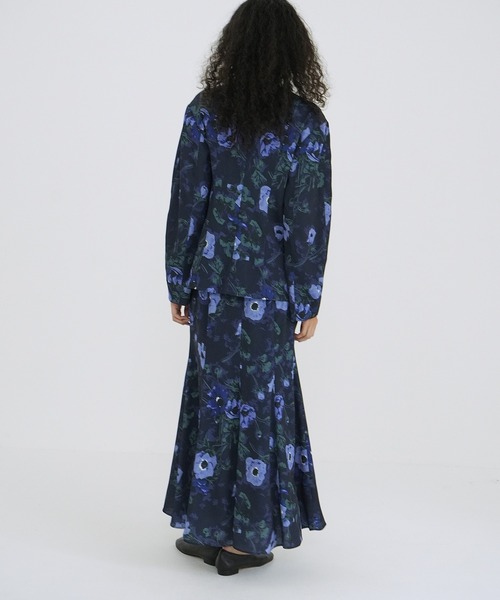 CLANE(クラネ)の「SCARF FLOWER MERMAID SKIRT(スカート・レディース・アイボリー/ネイビー・0/1/2)」の13枚目の写真