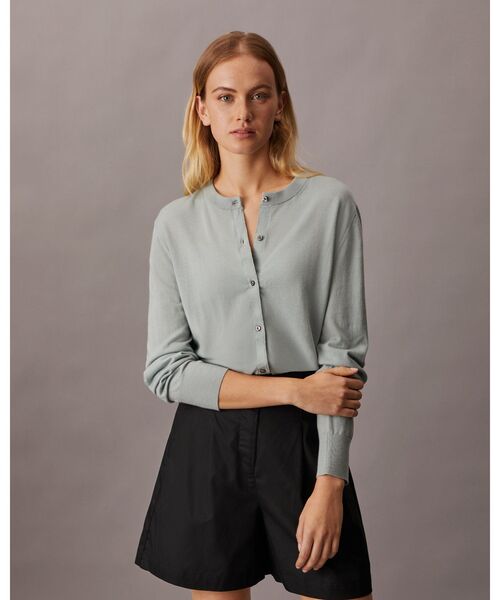 Calvin Klein(カルバン・クライン)の「テックメリノ カーディガン(カーディガン/ボレロ・レディース・アッシュグレー/ブラック/セージグリーン・S/M/XS)」の3枚目の写真
