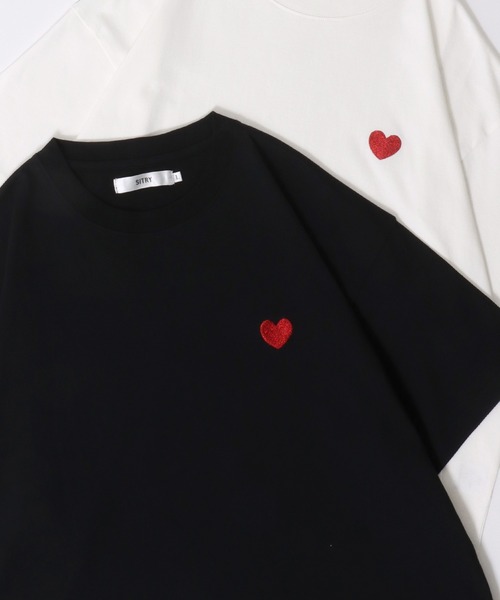 SITRY（シトリー）の「SITRY Heart Embroidery T-Shirt/別注 オーバーサイズ ハートロゴ ワンポイントラメ刺繍 半袖Tシャツ レディース メンズ（Tシャツ/カットソー・レディース・ホワイト系その他2/ホワイト/ブラック系その他7/ブラック系その他4/ホワイト系その他3/ホワイト系その他/ブラック系その他/ホワイト系その他7/ホワイト系その他6/ホワイト系その他5/ブラック系その他2/ブラック/ブラック系その他6/ブラック系その他5/ホワイト系その他4/ブラック系その他3・L/M/XL）」の12枚目の写真