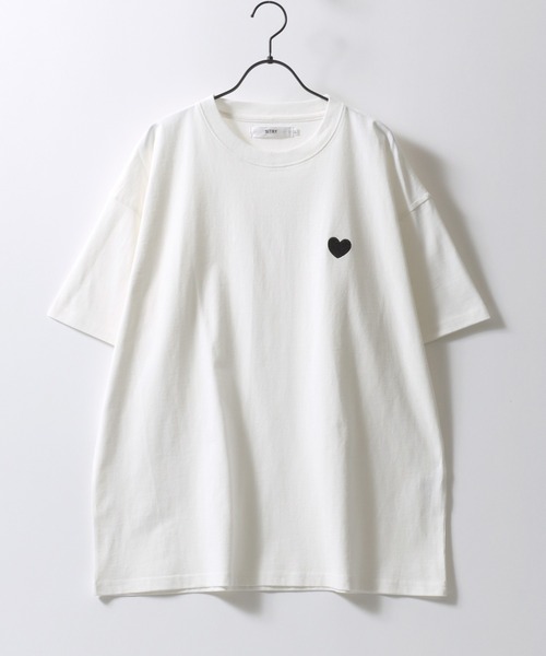 SITRY（シトリー）の「SITRY Heart Embroidery T-Shirt/別注 オーバーサイズ ハートロゴ ワンポイントラメ刺繍 半袖Tシャツ レディース メンズ（Tシャツ/カットソー・レディース・ホワイト系その他2/ホワイト/ブラック系その他7/ブラック系その他4/ホワイト系その他3/ホワイト系その他/ブラック系その他/ホワイト系その他7/ホワイト系その他6/ホワイト系その他5/ブラック系その他2/ブラック/ブラック系その他6/ブラック系その他5/ホワイト系その他4/ブラック系その他3・L/M/XL）」の22枚目の写真