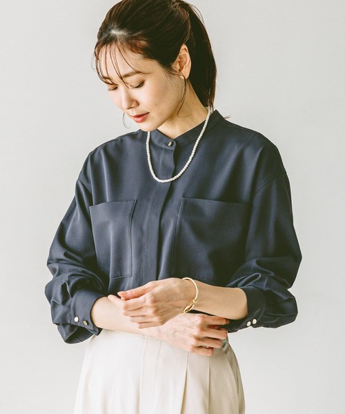 GLOBAL WORK(グローバルワーク)の「キレイつづくポケットブラウス/147538(シャツ/ブラウス・レディース・イエロー系その他2/オフホワイト/ベージュ/ダークブルー・LARGE/MEDIUM)」の10枚目の写真