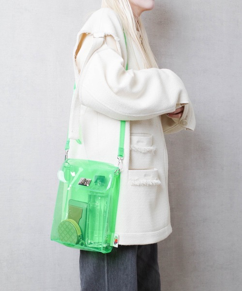 FRUIT OF THE LOOM(フルーツオブザルーム)の「FRUIT OF THE LOOM / FTL VINYL SHOULDER BAG & STICKER SEAL SET / 80921000(ショルダーバッグ・レディース・ブラック/ミント/ブラウン/オレンジ・ONESIZE)」の10枚目の写真
