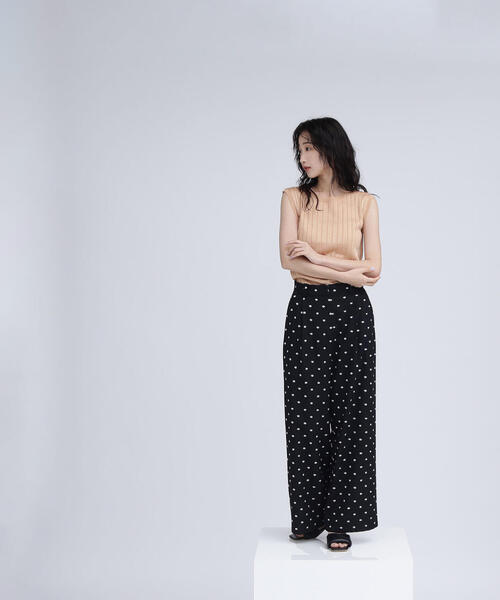 NATURAL BEAUTY BASIC(ナチュラルビューティーベーシック)の「◇【BLANC】ワイドリブシアーニット(ニット/セーター・レディース・ピンク/オレンジ/チャコールグレー・FREE)」の5枚目の写真