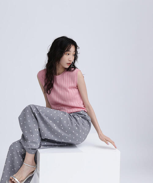 NATURAL BEAUTY BASIC(ナチュラルビューティーベーシック)の「◇【BLANC】ワイドリブシアーニット(ニット/セーター・レディース・ピンク/オレンジ/チャコールグレー・FREE)」の3枚目の写真