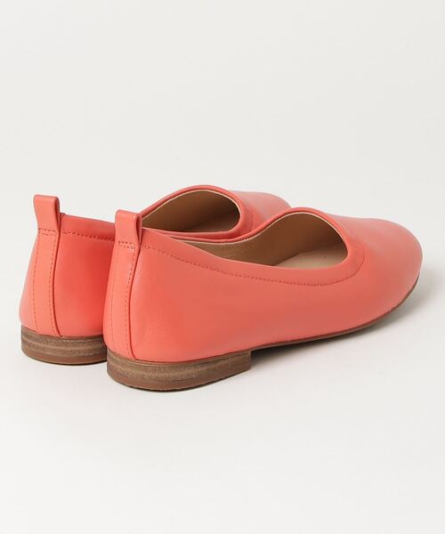 Clarks(クラークス)の「クラークス Fawna Soft ファウナソフト フラットシューズ(バレエシューズ・レディース・ブラック/ライトピンク/シルバー/オレンジ・30/35/40/45/50/55)」の6枚目の写真