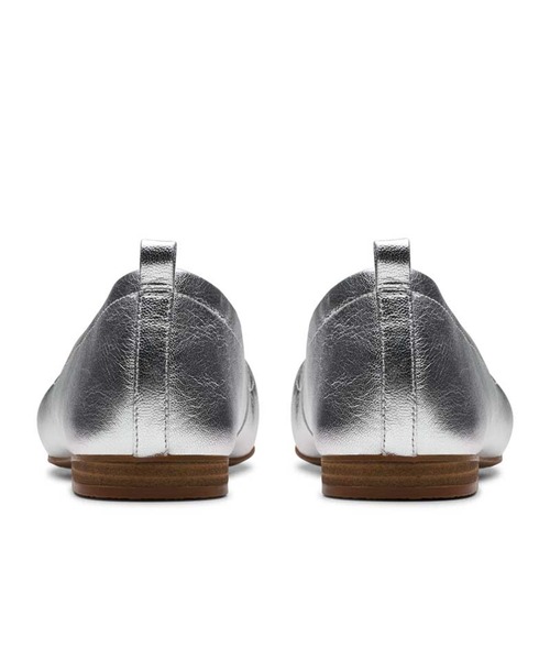 Clarks(クラークス)の「クラークス Fawna Soft ファウナソフト フラットシューズ(バレエシューズ・レディース・ブラック/ライトピンク/シルバー/オレンジ・30/35/40/45/50/55)」の9枚目の写真