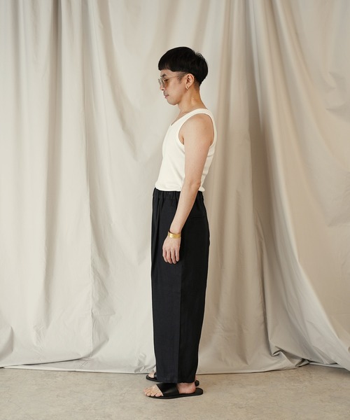 Aphlotus（アプロタス）の「1タック イージーテーパード アンクルパンツ（その他パンツ・メンズ・スミクロ/マスタード・SMALL/MEDIUM/LARGE）」の5枚目の写真