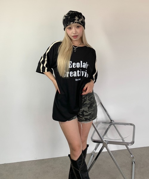 link lot(リンクロット)の「サイドラインフロントロゴビッグTシャツ 男女兼用 ラグランスリーブ(Tシャツ/カットソー・メンズ・ブラック/アイボリー・M/L)」の15枚目の写真