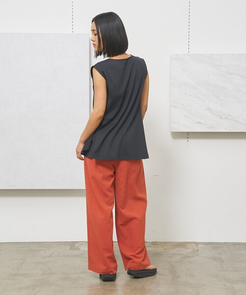 J.PRESS YORK STREET(ジェイプレスヨークストリート)の「【WOMEN】ファブリックポイント ノースリーブプルオーバー(Tシャツ/カットソー・レディース・ブラック系/ライトグリーン系/スカイブルー系/ホワイト系・F)」の7枚目の写真