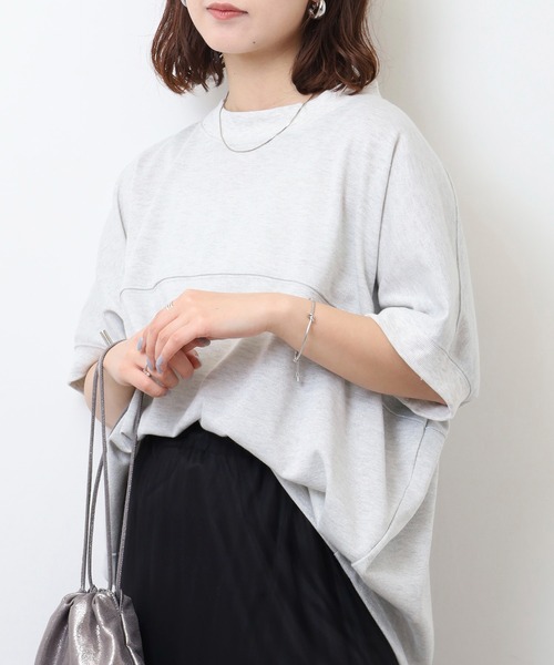 atONE(アットワン)の「ラメ混裏毛デザインハーフスリーブプルオーバートップス(Tシャツ/カットソー・レディース・杢グレー/チャコール/オートミール・L/M)」の2枚目の写真