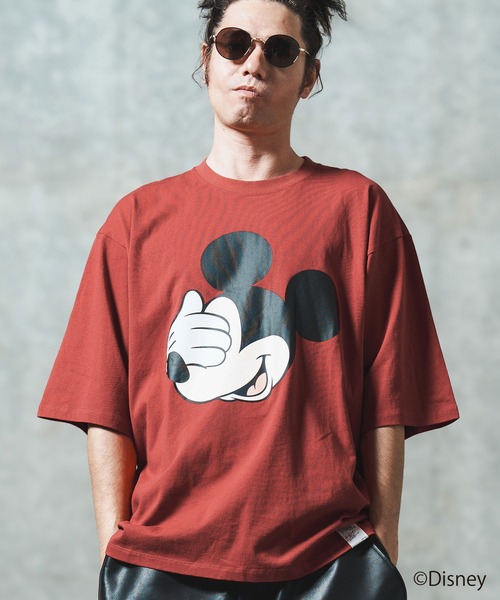 GLIMCLAP（グリムクラップ）の「mt9696- Printed T-shirtr-Mickey Mouse- 【ミッキー】プリントTシャツ（Tシャツ/カットソー・メンズ・スミクロ/レッド/オフホワイト・S/M/L）」の4枚目の写真