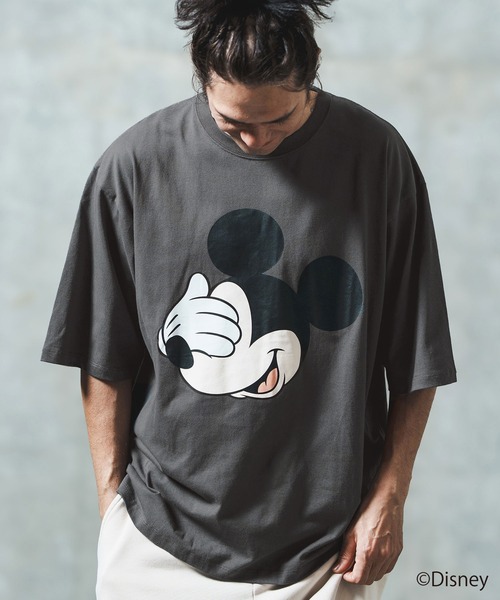 GLIMCLAP（グリムクラップ）の「mt9696- Printed T-shirtr-Mickey Mouse- 【ミッキー】プリントTシャツ（Tシャツ/カットソー・メンズ・スミクロ/レッド/オフホワイト・S/M/L）」の11枚目の写真