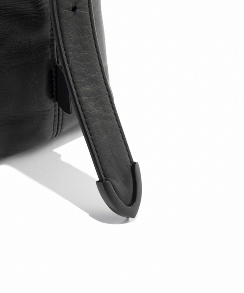 UNTRACK（アントラック）の「CITY PLUS /THE BUCKET TOTE ショルダーバッグ 60362（トートバッグ・メンズ・ブラック・FREE）」の7枚目の写真