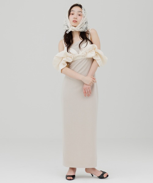 SENEE(セニー)の「tight cami onepiece (タイトキャミワンピース)(ワンピース・レディース・ベージュ/ブラック・FREE/SMALL/MEDIUM)」の15枚目の写真