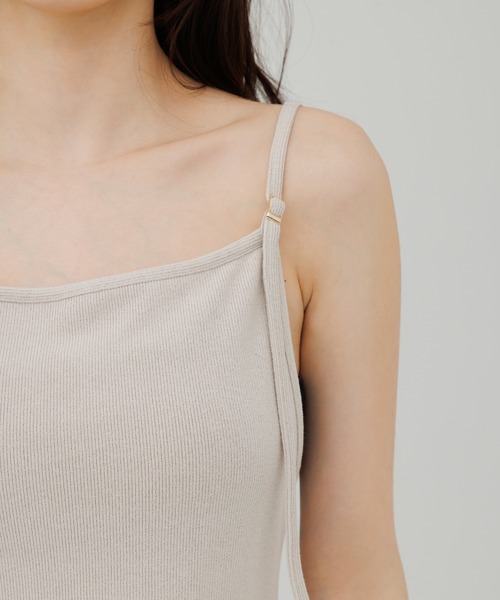 SENEE(セニー)の「tight cami onepiece (タイトキャミワンピース)(ワンピース・レディース・ベージュ/ブラック・FREE/SMALL/MEDIUM)」の12枚目の写真