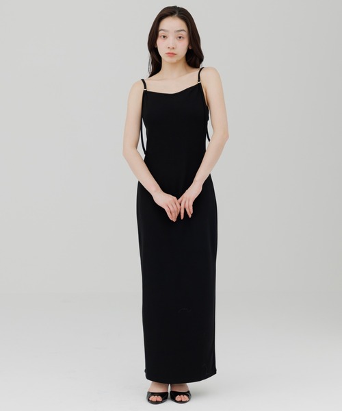 SENEE(セニー)の「tight cami onepiece (タイトキャミワンピース)(ワンピース・レディース・ベージュ/ブラック・FREE/SMALL/MEDIUM)」の4枚目の写真
