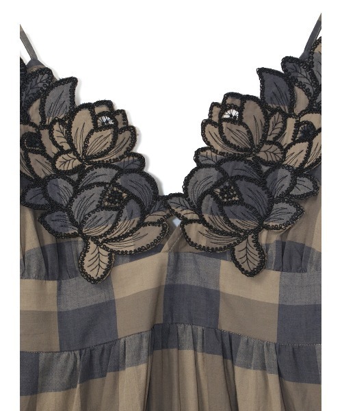 COEL（コエル）の「モチーフ刺繍チェックワンピース（ワンピース・レディース・ネイビー/パープル・36/38）」の19枚目の写真