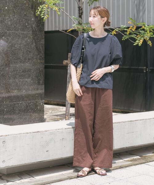 ITEMS URBANRESEARCH(アイテムズ アーバンリサーチ)の「サッカーボリュームスリーブプルオーバー(シャツ/ブラウス・レディース・ホワイト/ベージュ/ネイビー・FREE)」の6枚目の写真