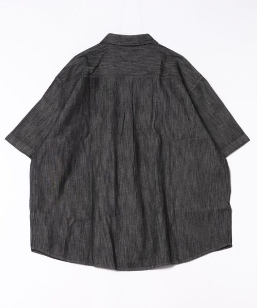 a.p.o.v.(エーピーオービー)の「a.p.o.v. 無加工デニムオーバーサイズシャツ(シャツ/ブラウス・メンズ・ブラック/ネイビー・ONESIZE)」の3枚目の写真