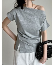 新品未使用♡  上品なワンショルダーカットソー ワンショルダー」に該当するTシャツ/カットソー（オフショルダー