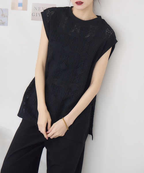 RU.TI.LE（ルチル）の「【RU.TI.LE】立体レースカットプルオーバー（Tシャツ/カットソー・レディース・ホワイト/ブラック・MEDIUM）」の2枚目の写真