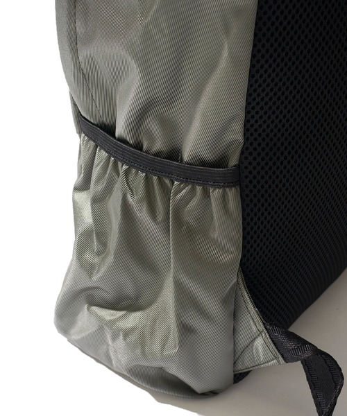 HUNTER（ハンター）の「【HUNTER / ハンター】Original Nylon Small Backpack / ナイロンクラシックバックパック 16L（バックパック/リュック・レディース・ブラック・FREE）」の10枚目の写真