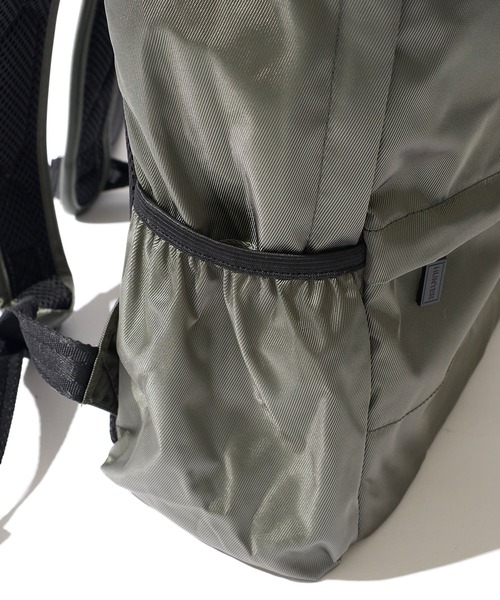 HUNTER（ハンター）の「【HUNTER / ハンター】Original Nylon Small Backpack / ナイロンクラシックバックパック 16L（バックパック/リュック・レディース・ブラック・FREE）」の11枚目の写真