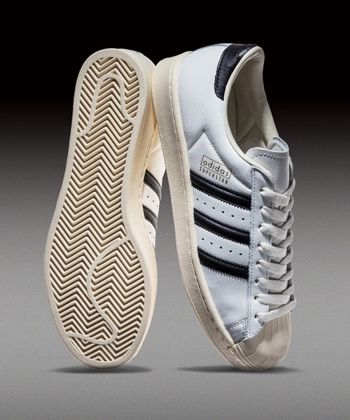 adidas（アディダス）の「SUPERSTAR VINTAGE / スーパースター ヴィンテージ スニーカー アディダスオリジナルス adidas Originals（スニーカー・メンズ・ブラック/ホワイト/ブラック×ホワイト・23.5cm/24.0cm/24.5cm/25.0cm/25.5cm/26.0cm/26.5cm/27.0cm/27.5cm/28.0cm/28.5cm/22.0cm/22.5cm/23.0cm/29.0cm/29.5cm/30.0cm）」の4枚目の写真