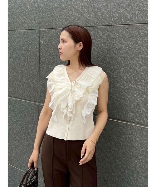 LAGUNAMOON（ラグナムーン）の「メッシュフリルノースリニットプルオーバー（ニット/セーター・レディース・ブラック/アイボリー/ボルドー・FREE）」の16枚目の写真