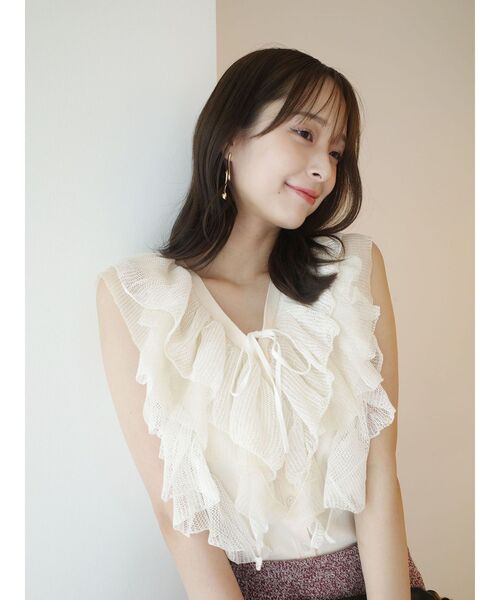 LAGUNAMOON（ラグナムーン）の「メッシュフリルノースリニットプルオーバー（ニット/セーター・レディース・ブラック/アイボリー/ボルドー・FREE）」の20枚目の写真