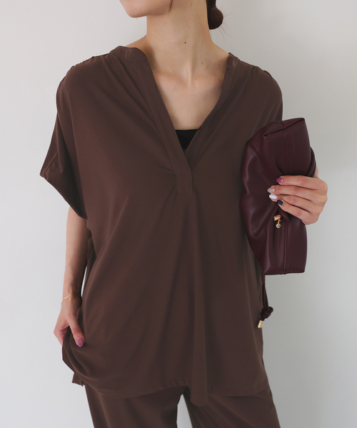 SLOBE IENA(スローブイエナ)の「《2枚セット》カットジョーゼットセットアップ(Tシャツ/カットソー・レディース・ブラウン/ブラック・36/38)」の3枚目の写真