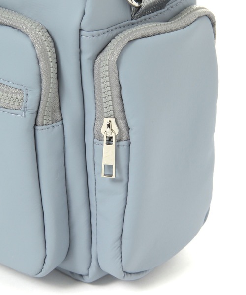 LAKOLE(ラコレ)の「マルチポケットミニショルダーバッグ / 496939(ショルダーバッグ・レディース・ブラック/オフホワイト/ブルー・FREE)」の21枚目の写真