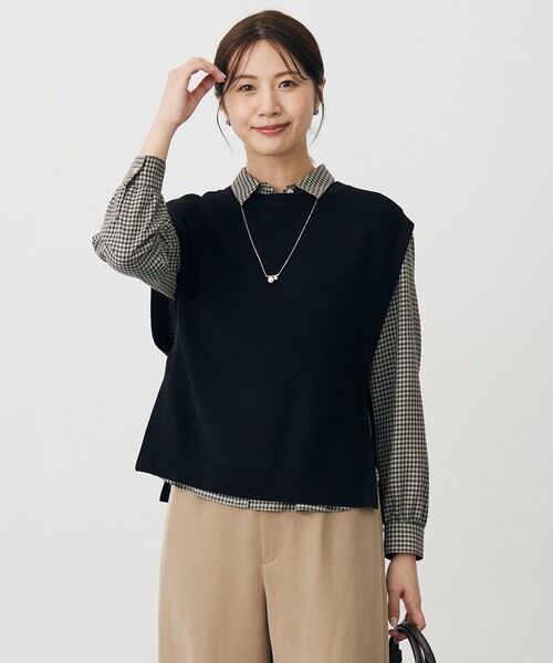 J.PRESS Ladies（J.プレス レディス）の「ニット ベスト（ベスト・レディース・ブラック系/ベージュ系/ライトグレー系・SMALL）」の2枚目の写真