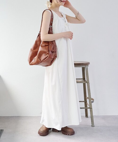 w closet（ダブルクローゼット）の「【前後2WAY/3色展開】ノースリリボンワンピース（ワンピース・レディース・イエロー/オフホワイト/ブラック・FREE）」の13枚目の写真