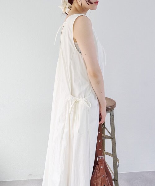 w closet（ダブルクローゼット）の「【前後2WAY/3色展開】ノースリリボンワンピース（ワンピース・レディース・イエロー/オフホワイト/ブラック・FREE）」の17枚目の写真